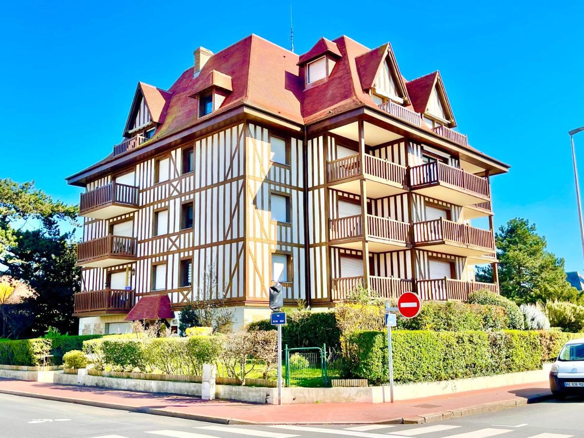 Echappee Chic - Balcon - 150 M Casino Deauville & Plage Eksteriør bilde
